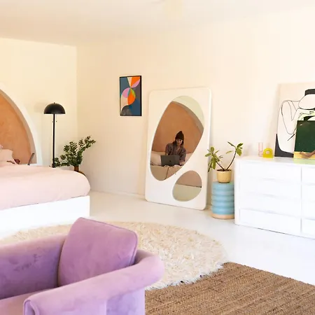 Villa West & Wild Yucca Hip Modern Pool Sleeps 10
